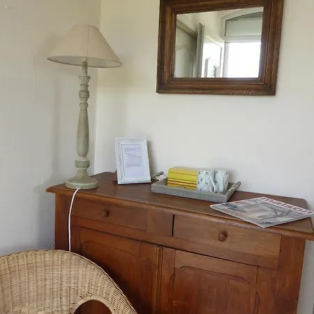 D'hotes Ferme Du Feugres 3*